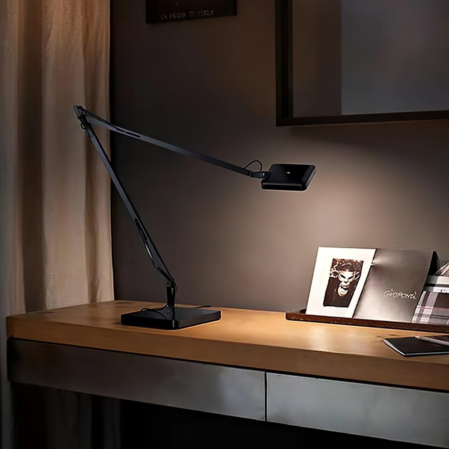 Edge Table Lamp 22.8"