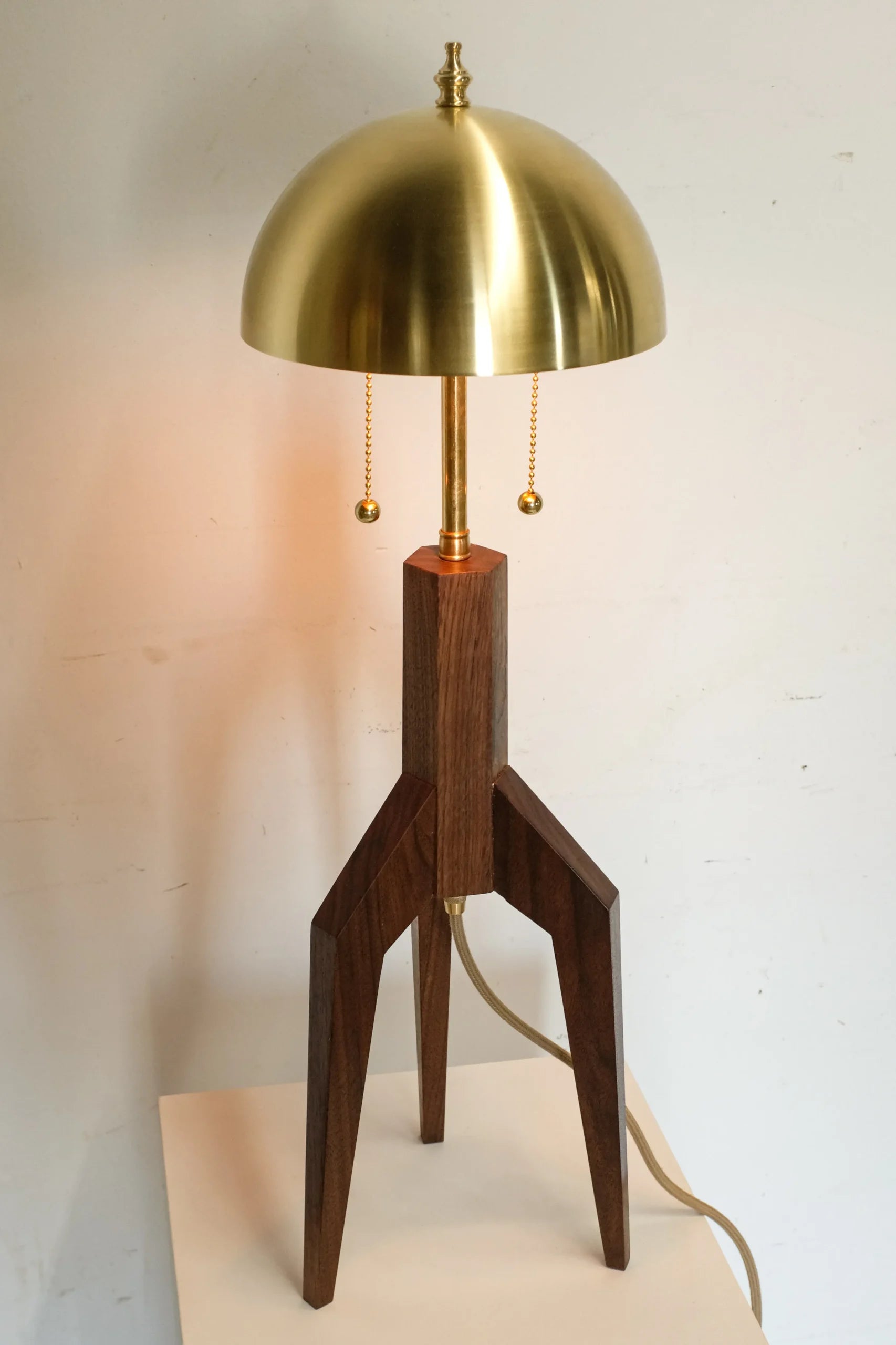 Falcon Table Lamp image 2