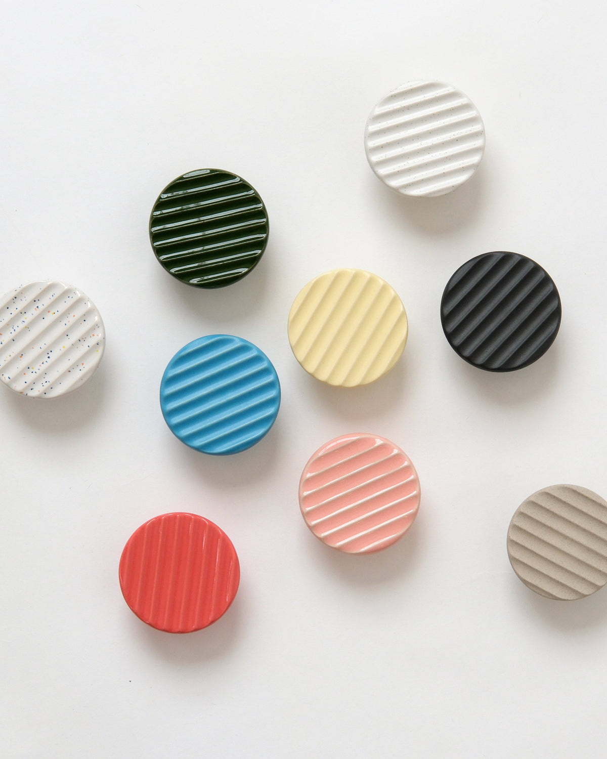 Sequence coat hook - Fluted - Misewell, view 2