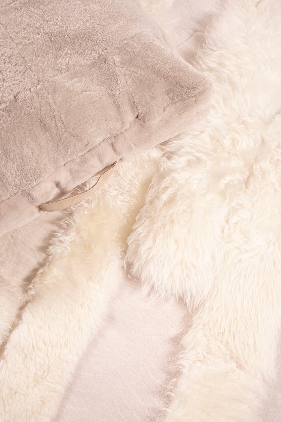 HOLLAND – Oversized Shearling Wool Rug - Homelosophy, view 5