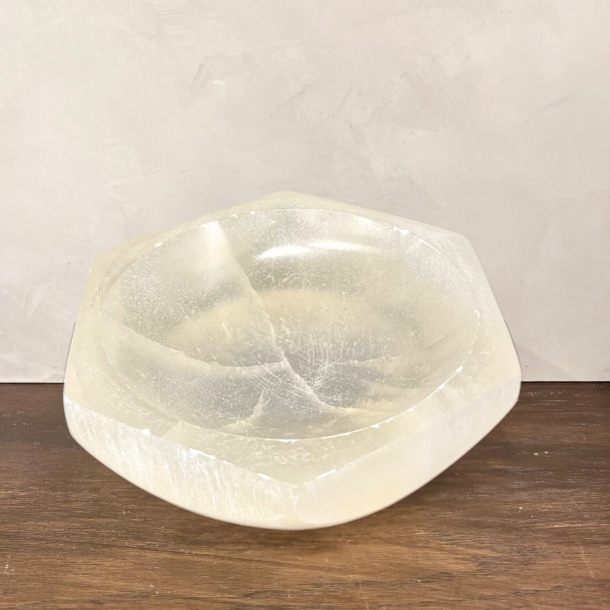 Hex Selenite Dish - Source by Studio Skara, view 4