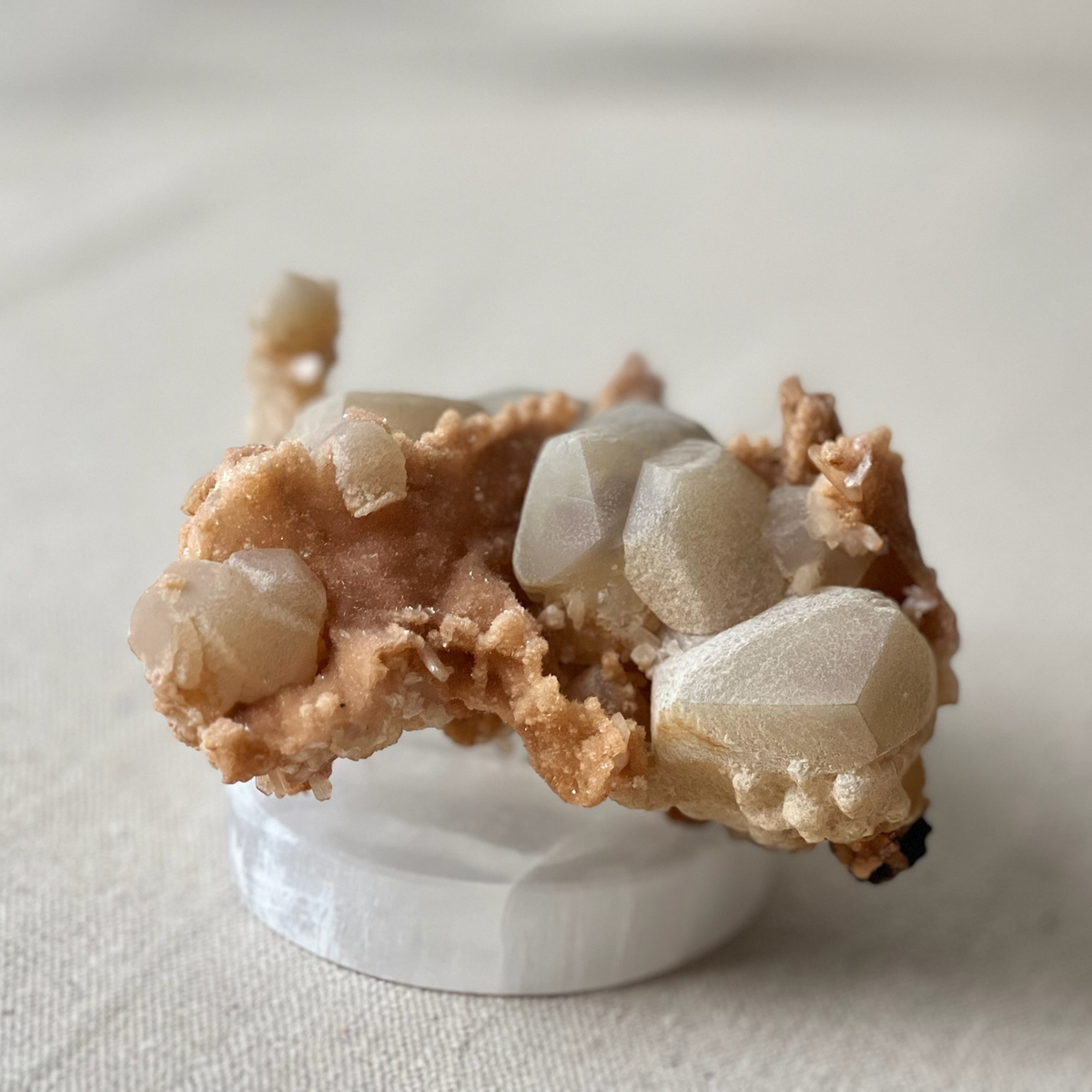 Heulandite & Calcite Cluster - Source by Studio Skara, view 3