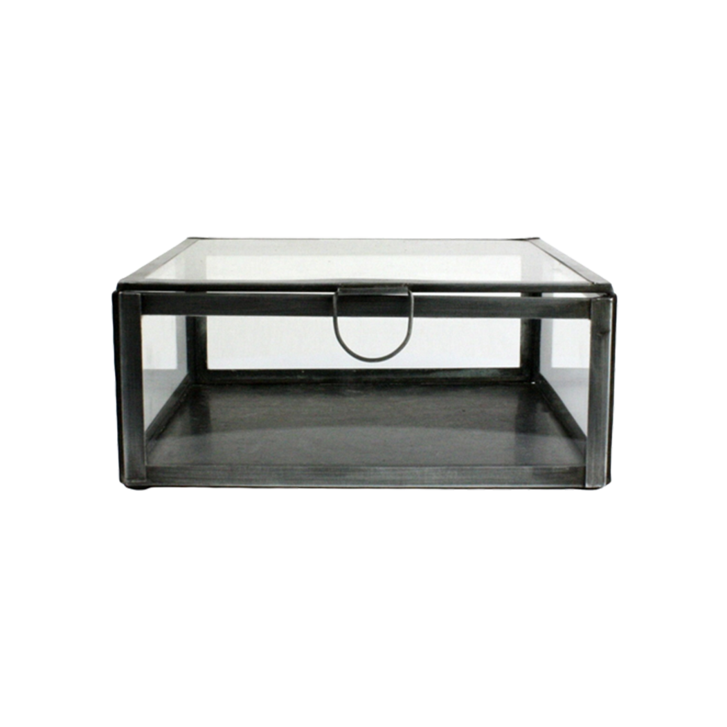 Kiros Leaded Glass Case - Source by Studio Skara