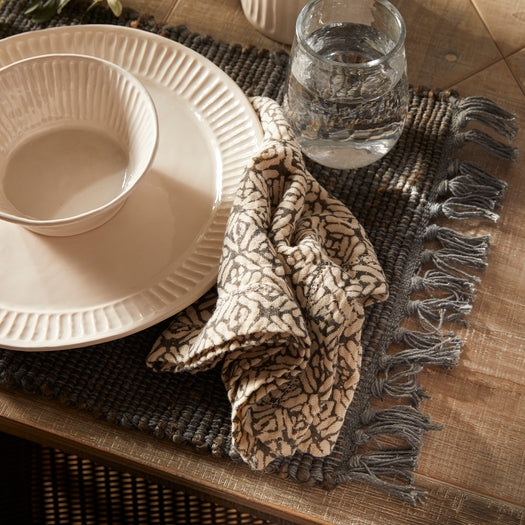 Kleo Napkin - Source by Studio Skara, view 2