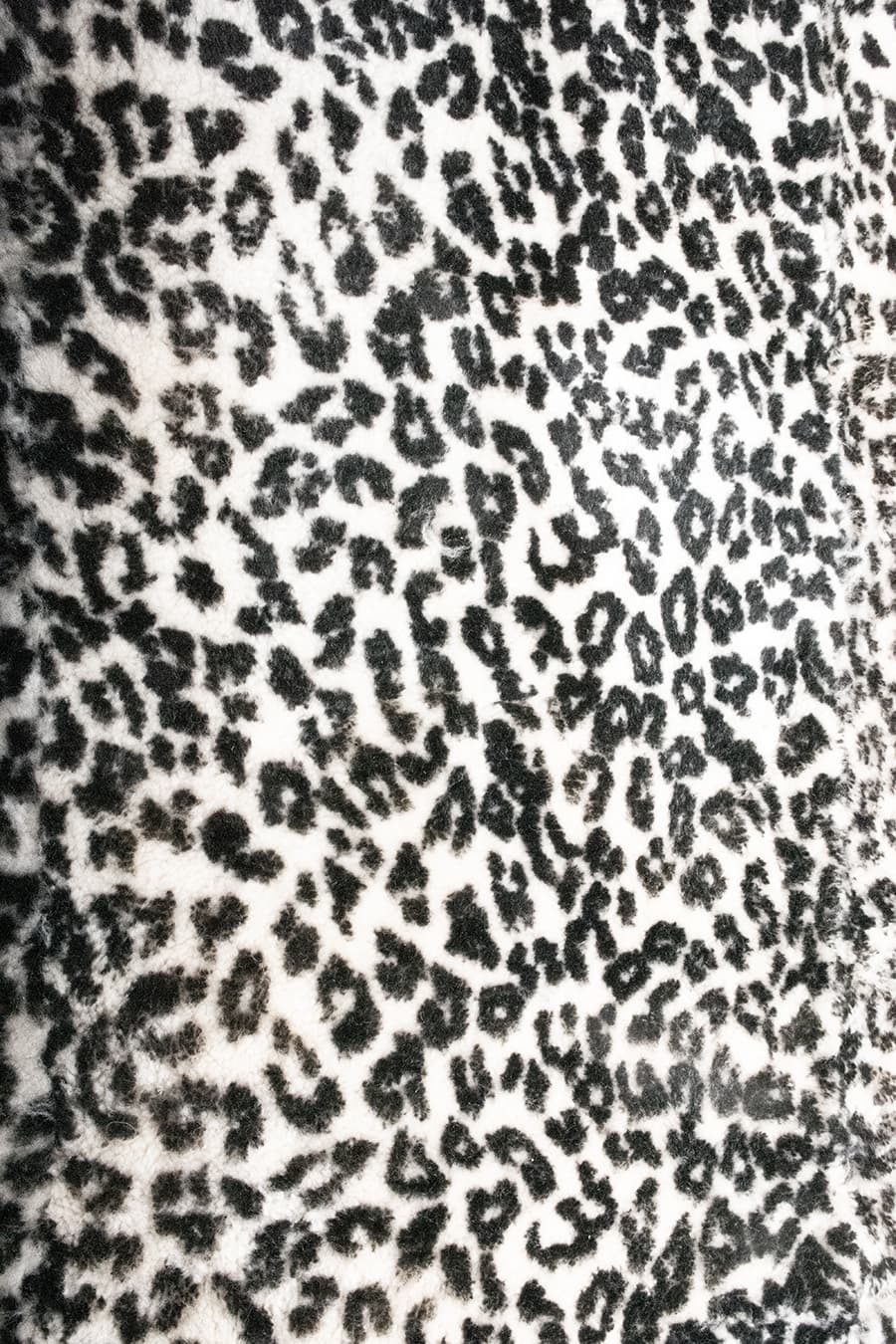 LEOPARD PRINTED – Designer Wool Rug for Modern Interiors - Homelosophy, view 4