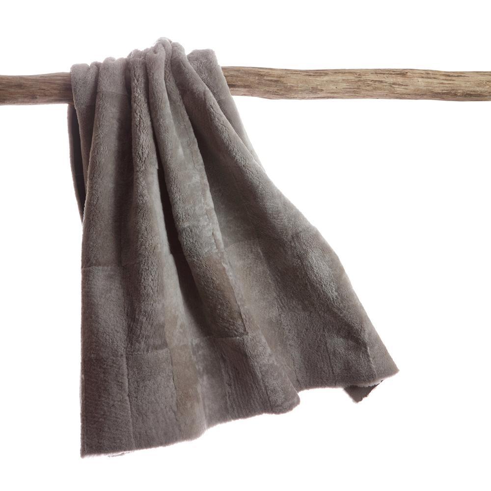 Plush Shearling Throw - Homelosophy, view 2