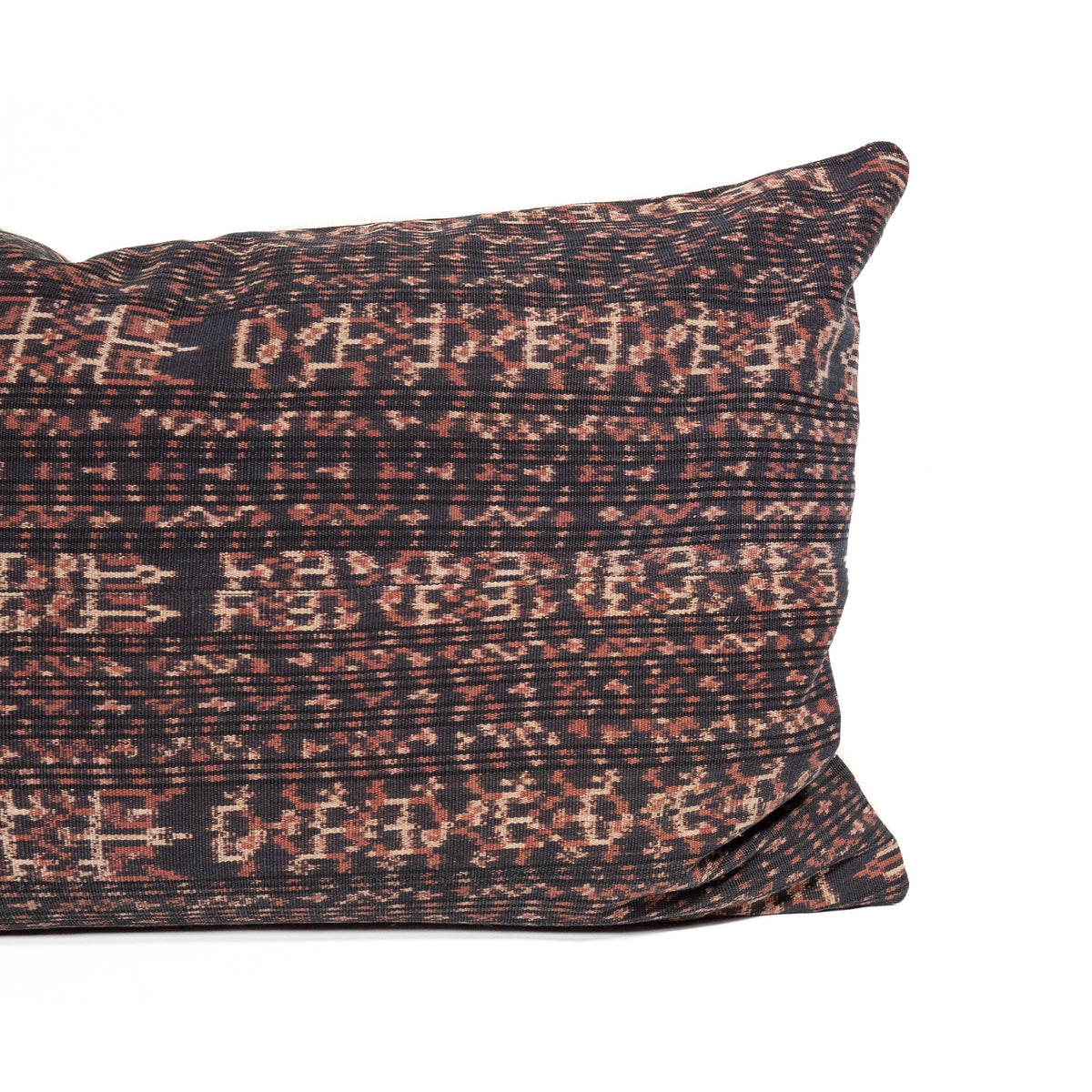 Meka Lumbar Pillow - Source by Studio Skara, view 3