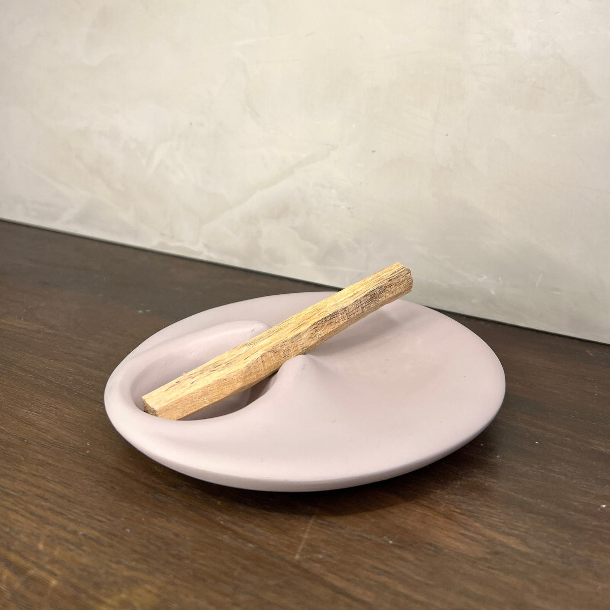 Minimalist Palo Santo / Scent Sphere Holder - Source by Studio Skara, view 2
