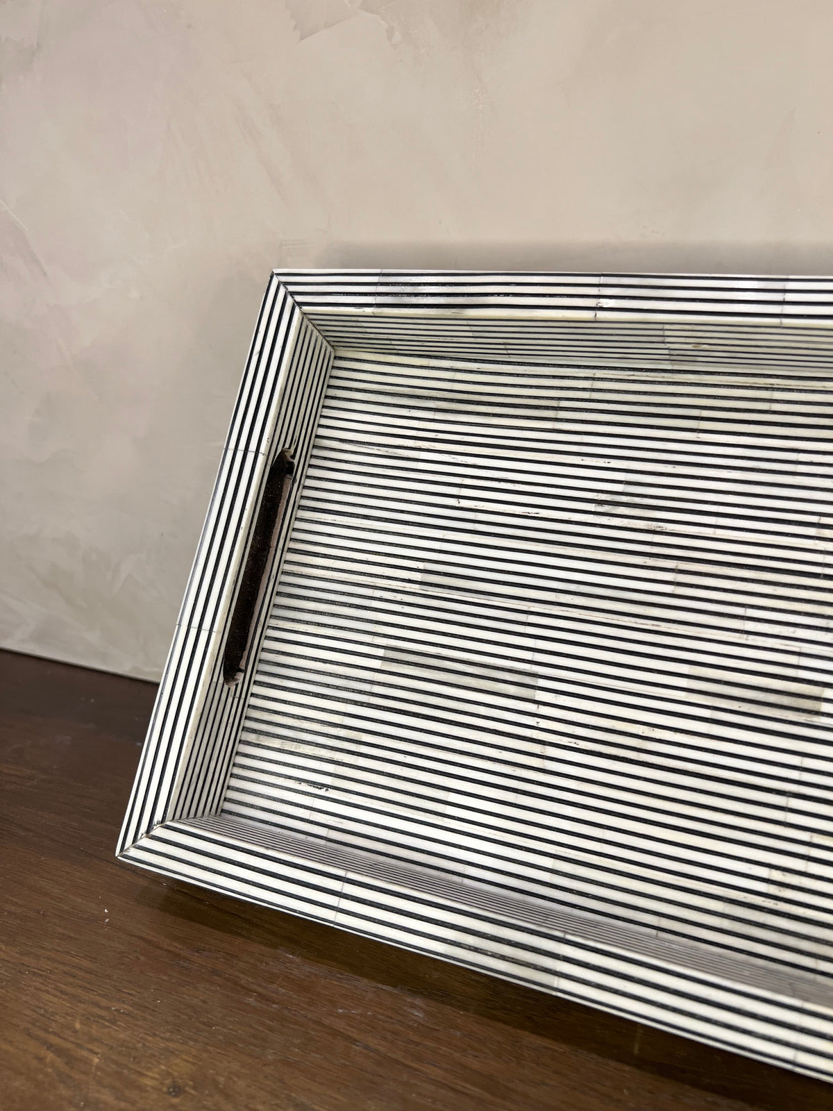 Ndari Tray - Source by Studio Skara, view 4