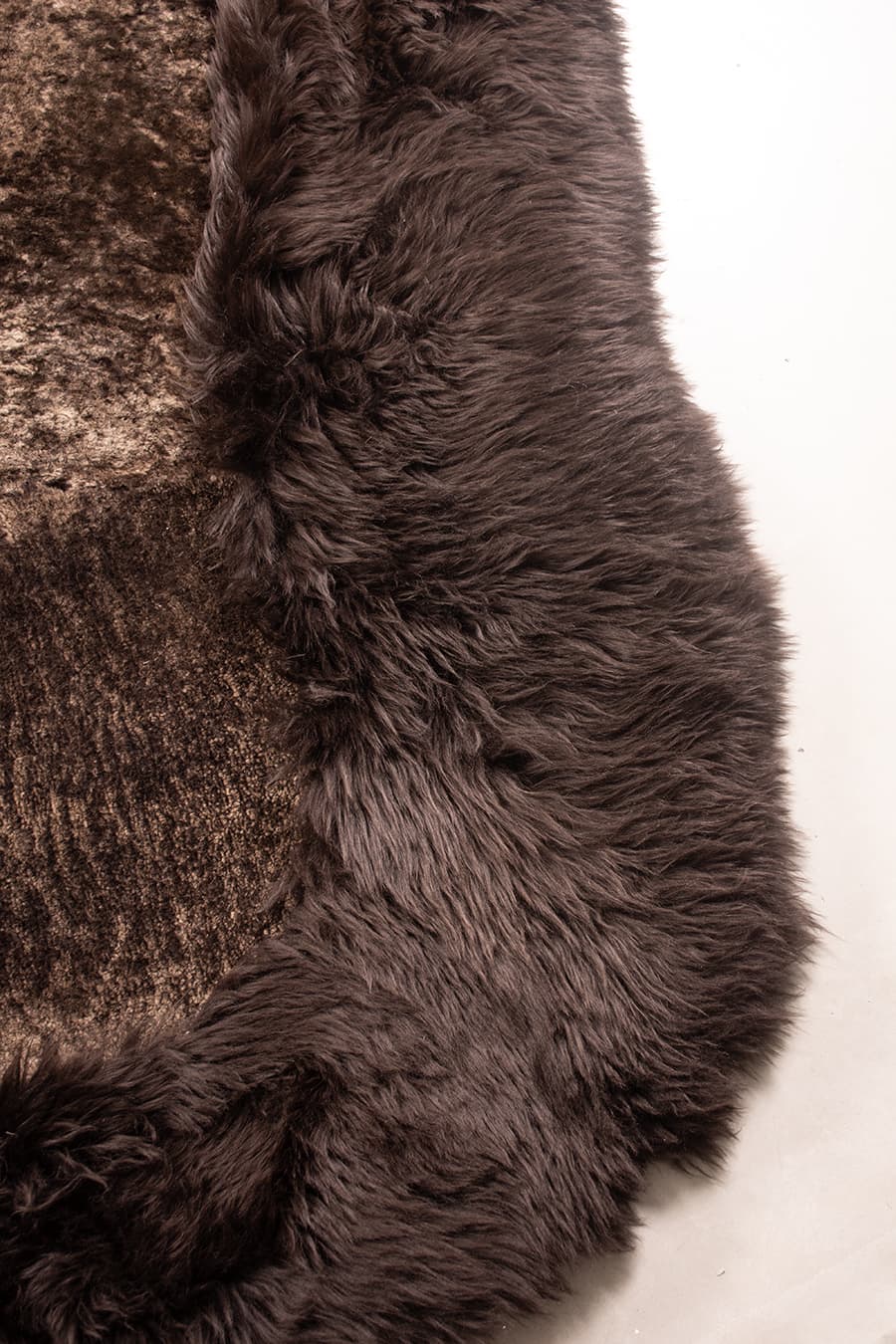 OBELIX – Unique Shaped Rug in Natural Shearling - Homelosophy, view 10