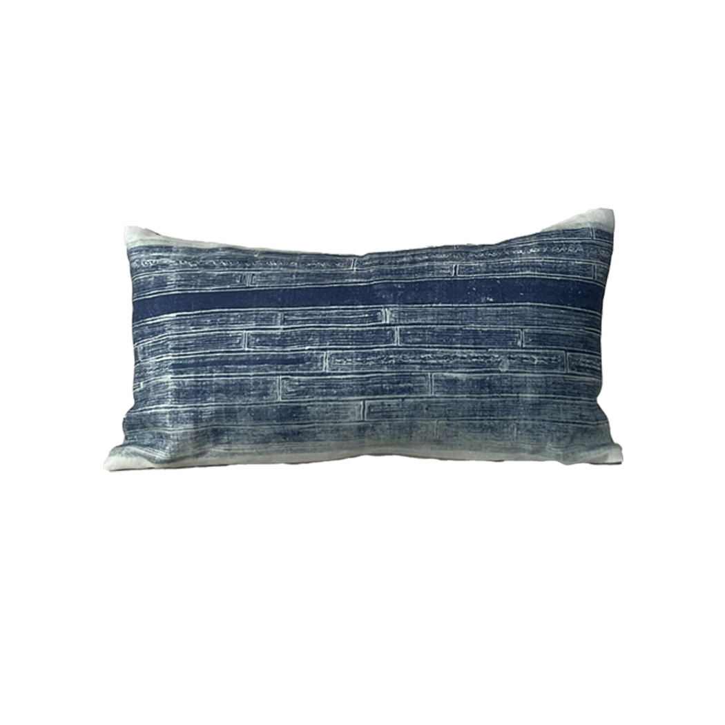 Vintage Fabric Pillow #T.1007 - Source by Studio Skara