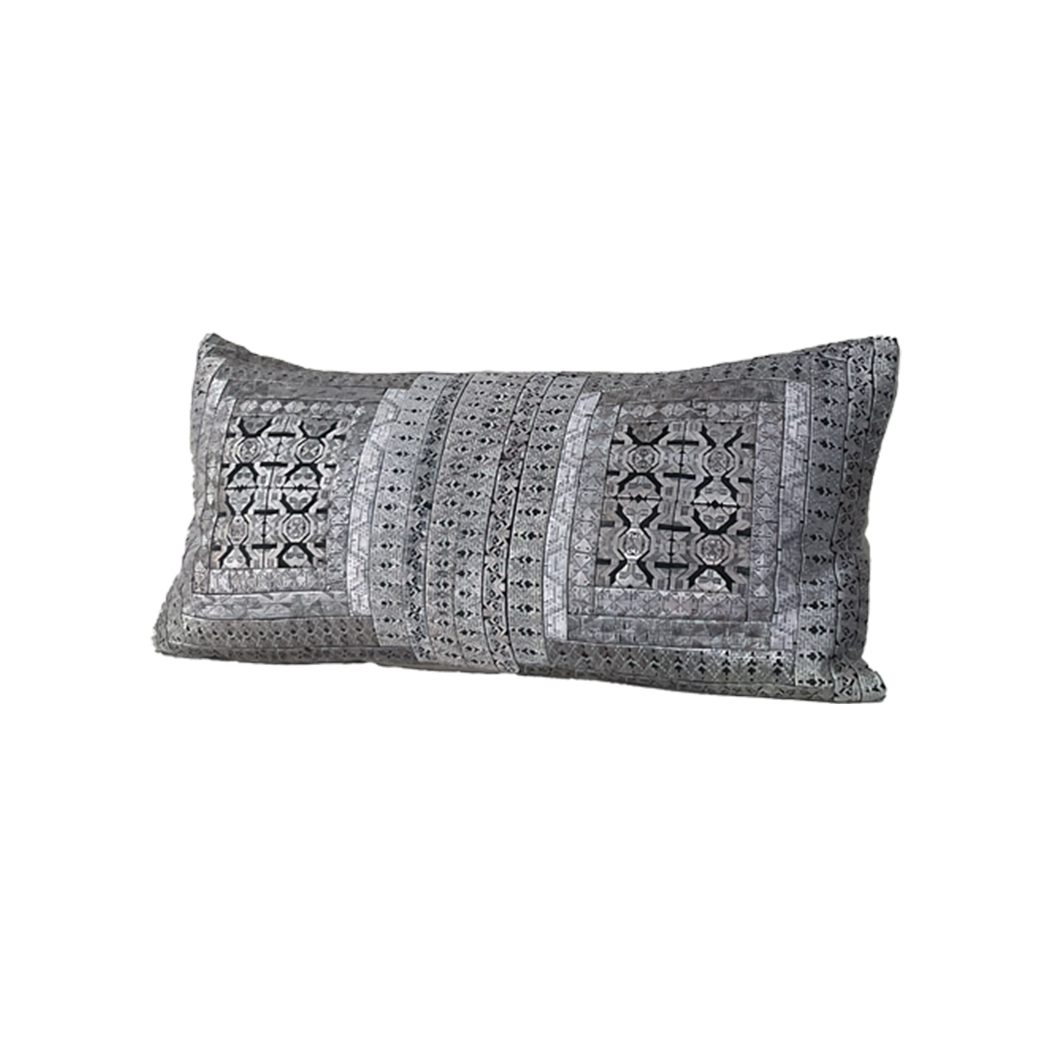 Vintage Fabric Pillow #T.1018 - Source by Studio Skara, view 2