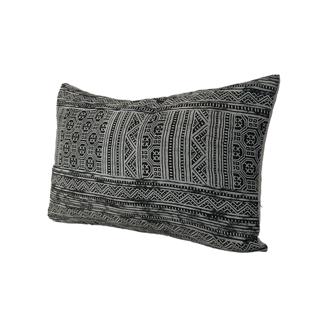 Vintage Fabric Pillow #T.1028 - Source by Studio Skara, view 2