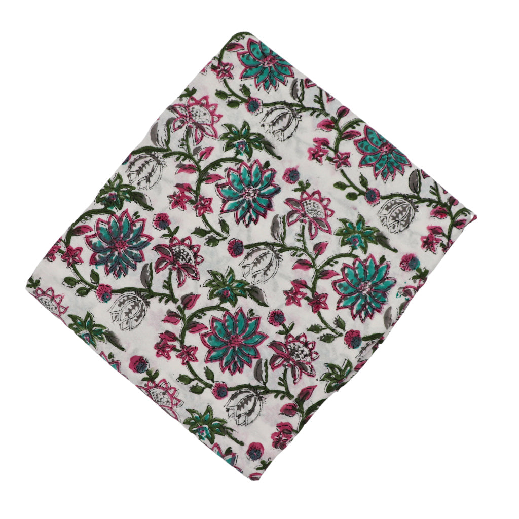 100% Organic Cotton - Pendula Petunia Tablecloth