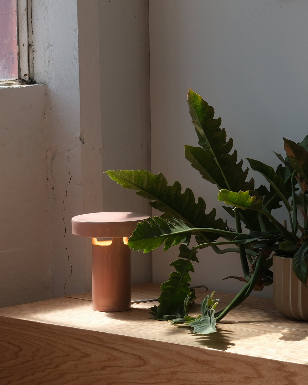 Slot Table Lamp - Misewell, view 3