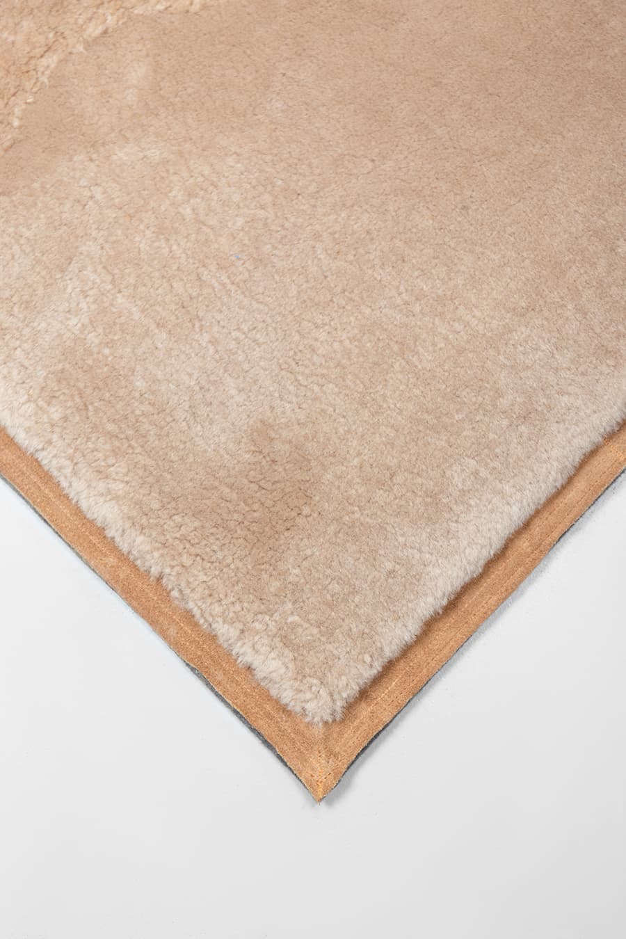 STANDY - Organic Sheepskin Rug - Homelosophy, view 15