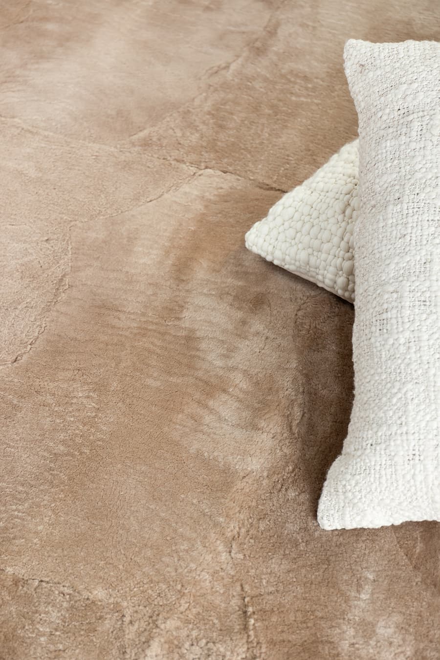 STANDY - Organic Sheepskin Rug - Homelosophy, view 12