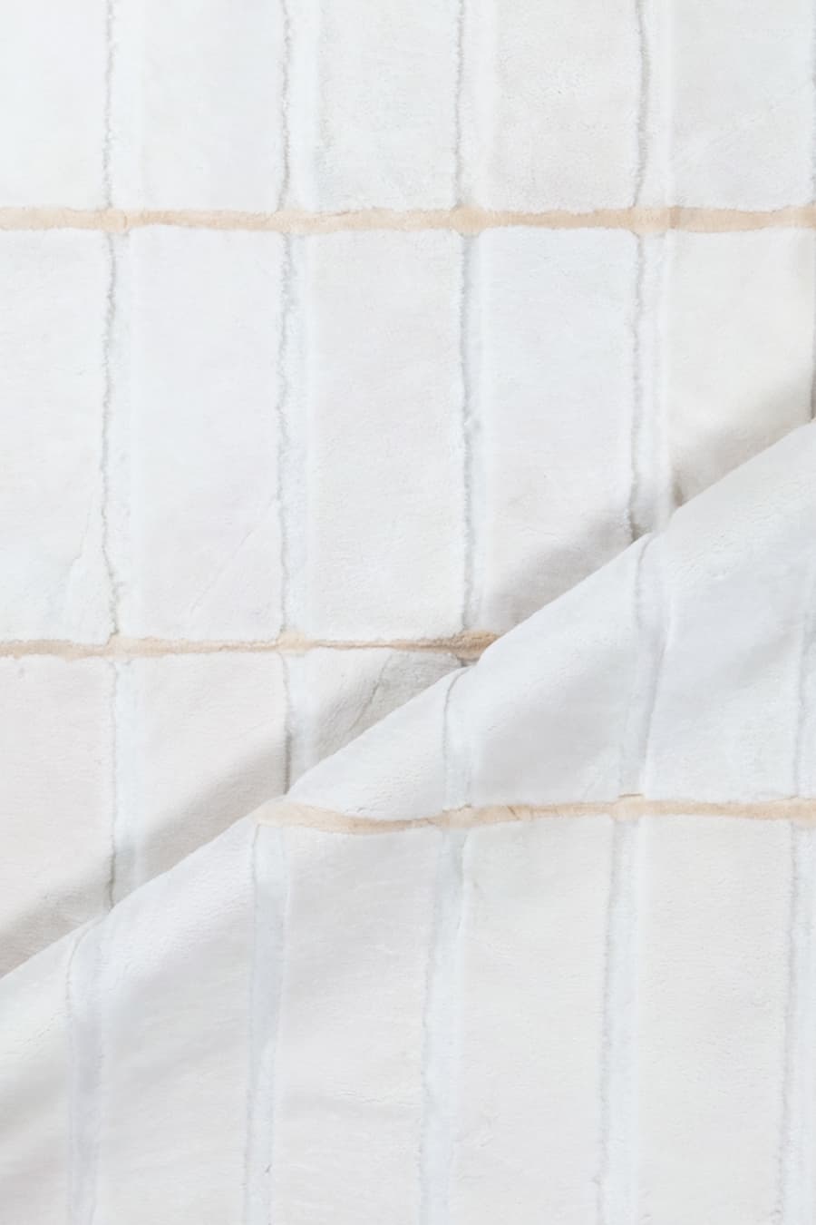 WHISPER - Mercerized Shearling Rug - Homelosophy, view 4