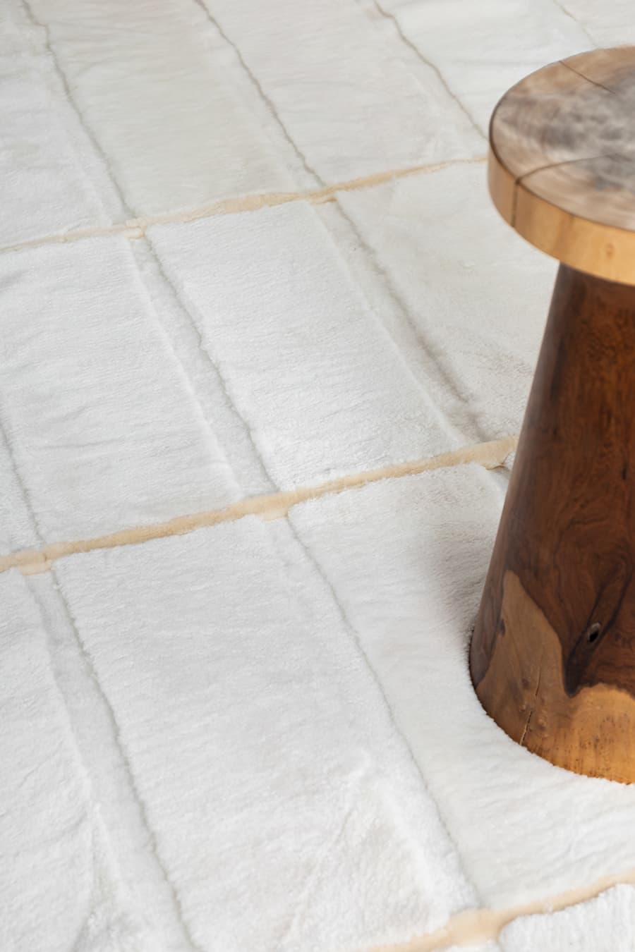 WHISPER - Mercerized Shearling Rug - Homelosophy