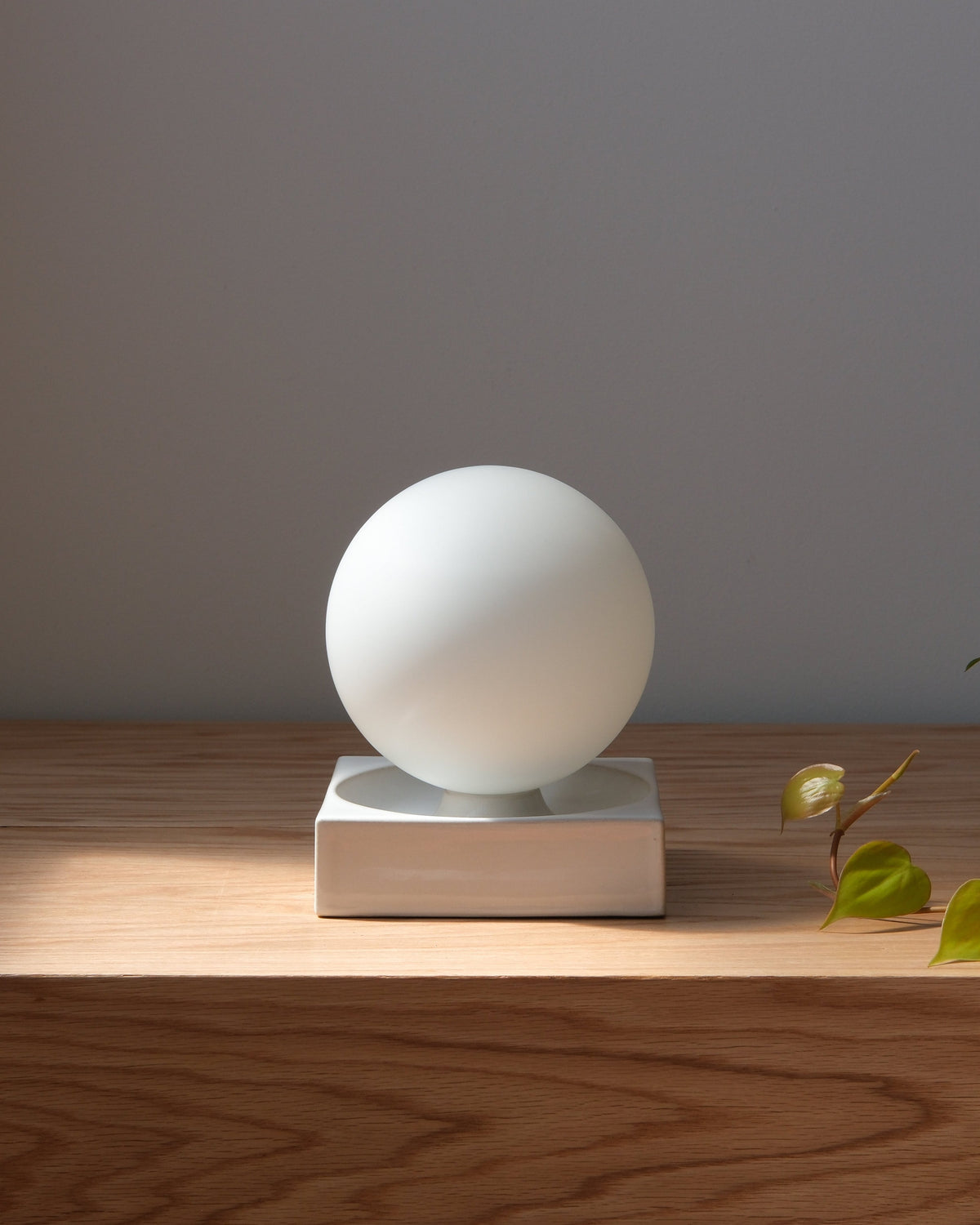 Cubic Table Lamp - Misewell, view 3