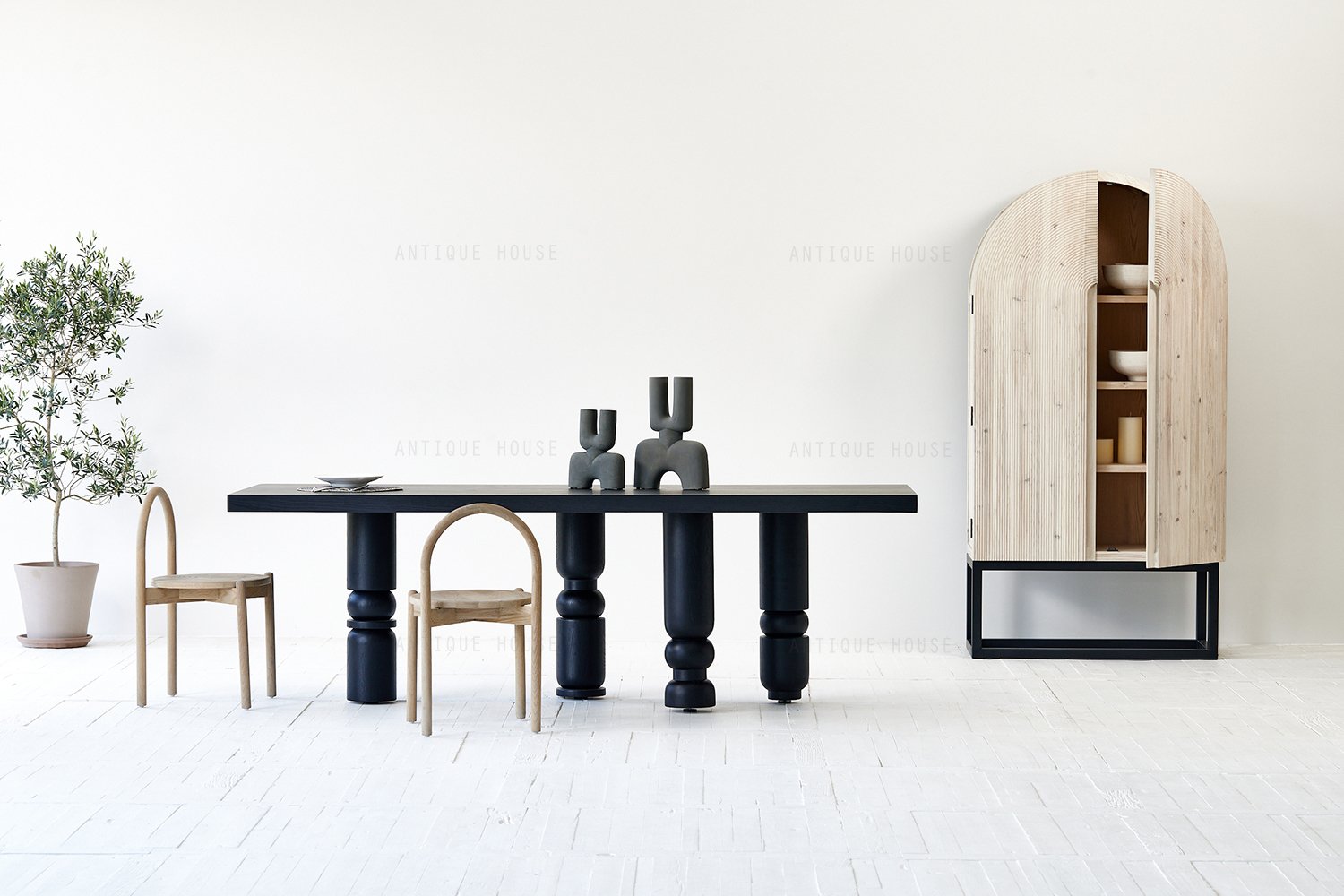 Monemvasia Console Table image 1