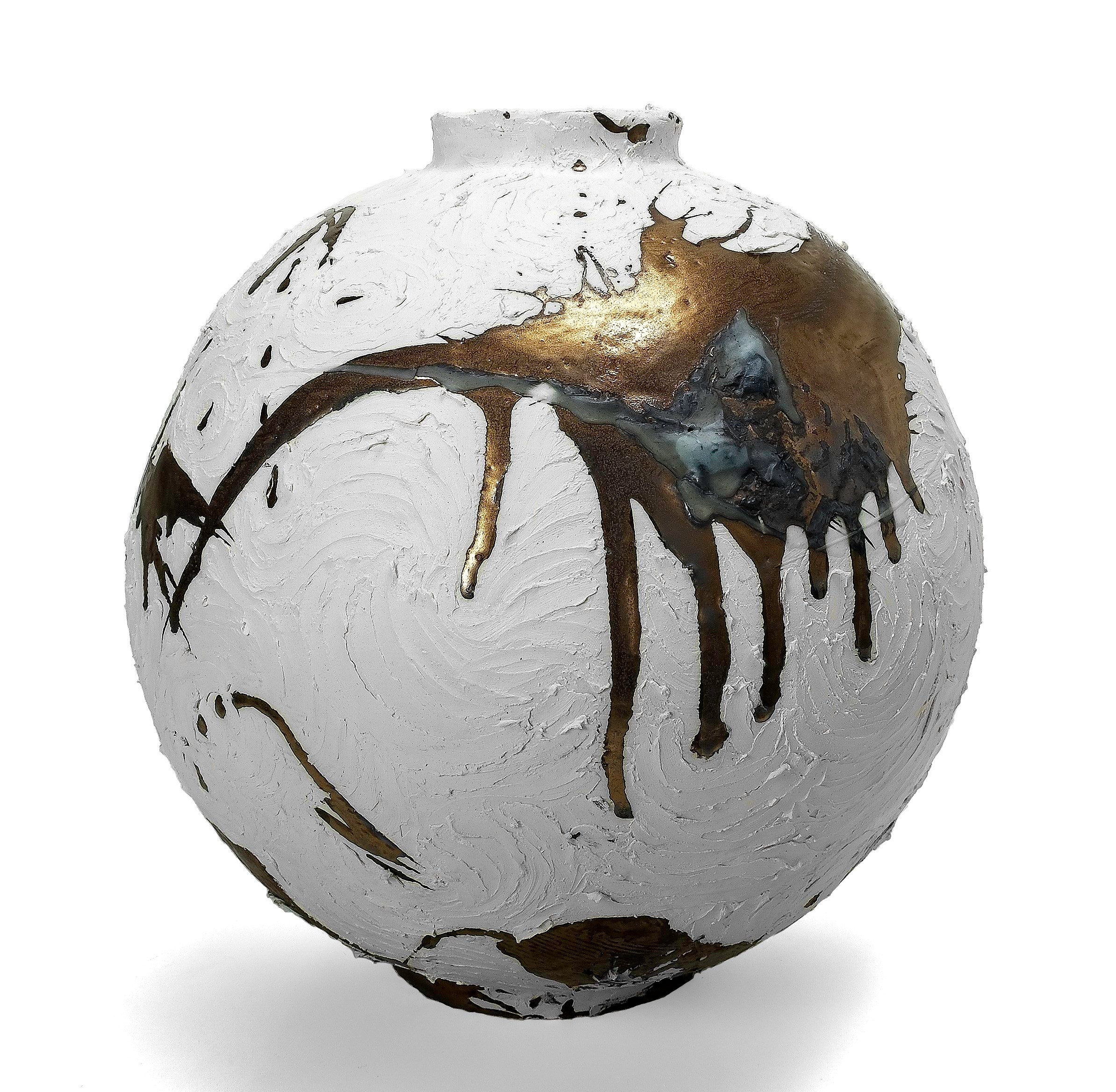 Vessel in White and Gold - No 128 image 2