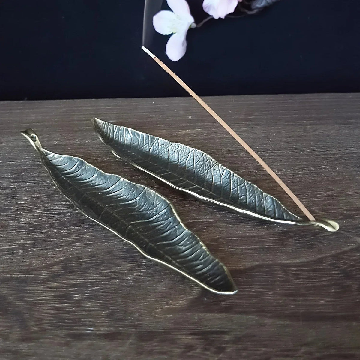 Ceramic Incense Holder - Japanese Tree Leaf Design