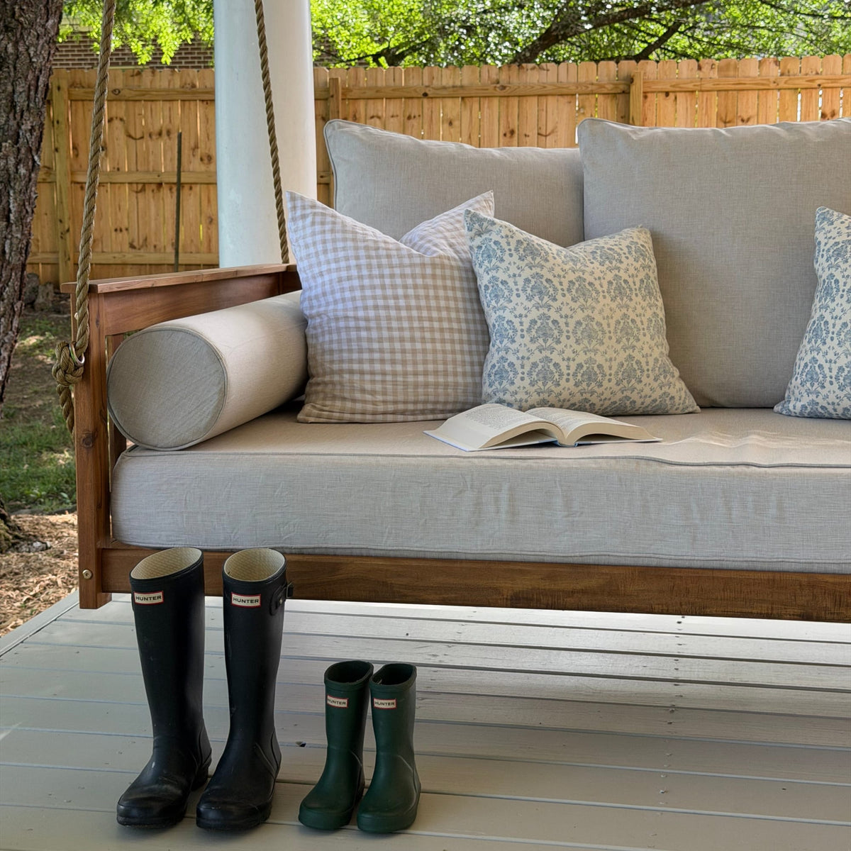 East Green Charleston Daybed Swing
