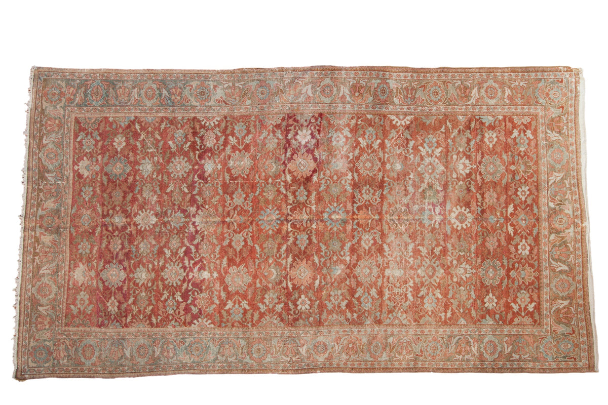5.5x10 Vintage Distressed Mahal Carpet