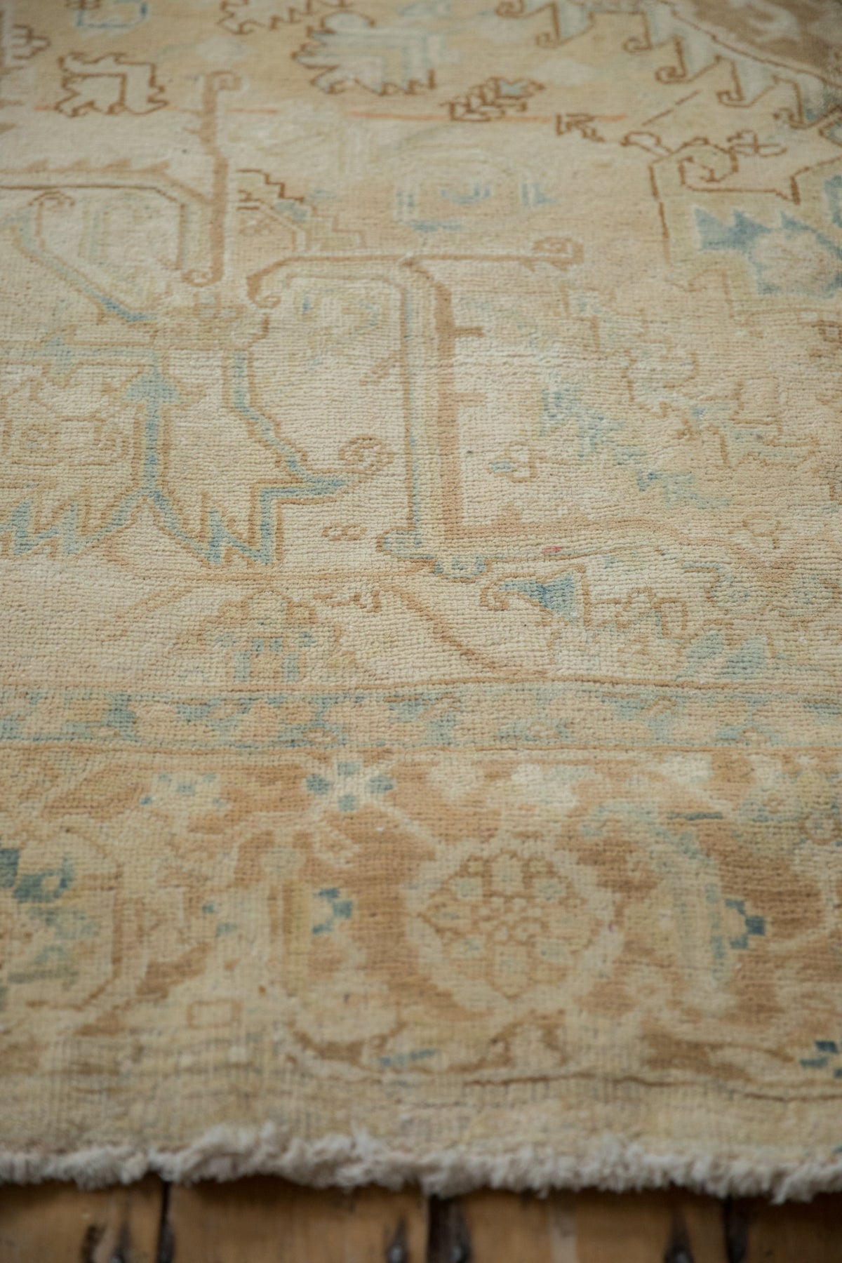 7x11 Vintage Distressed Heriz Carpet