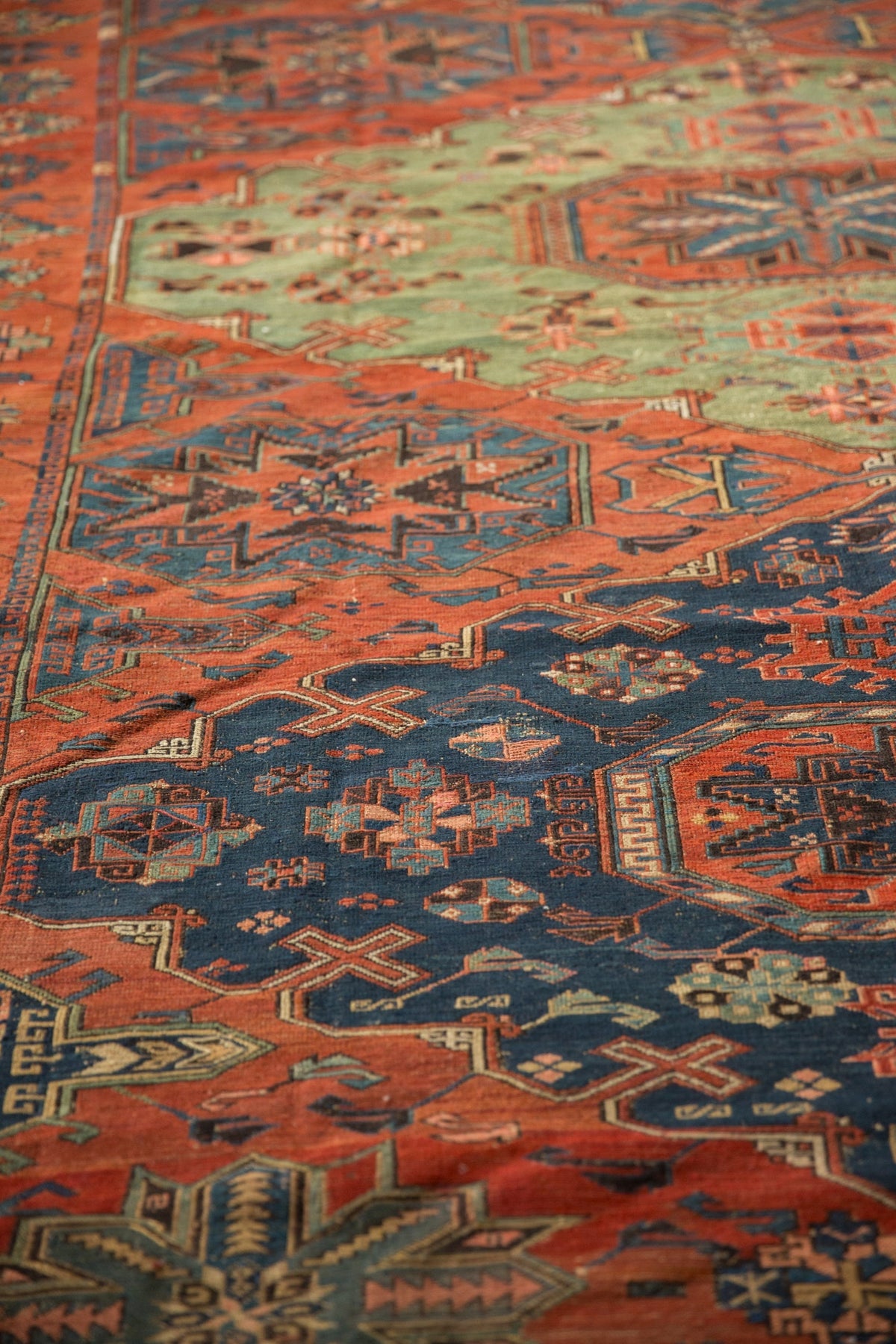 8.5x10.5 Antique Soumac Design Carpet
