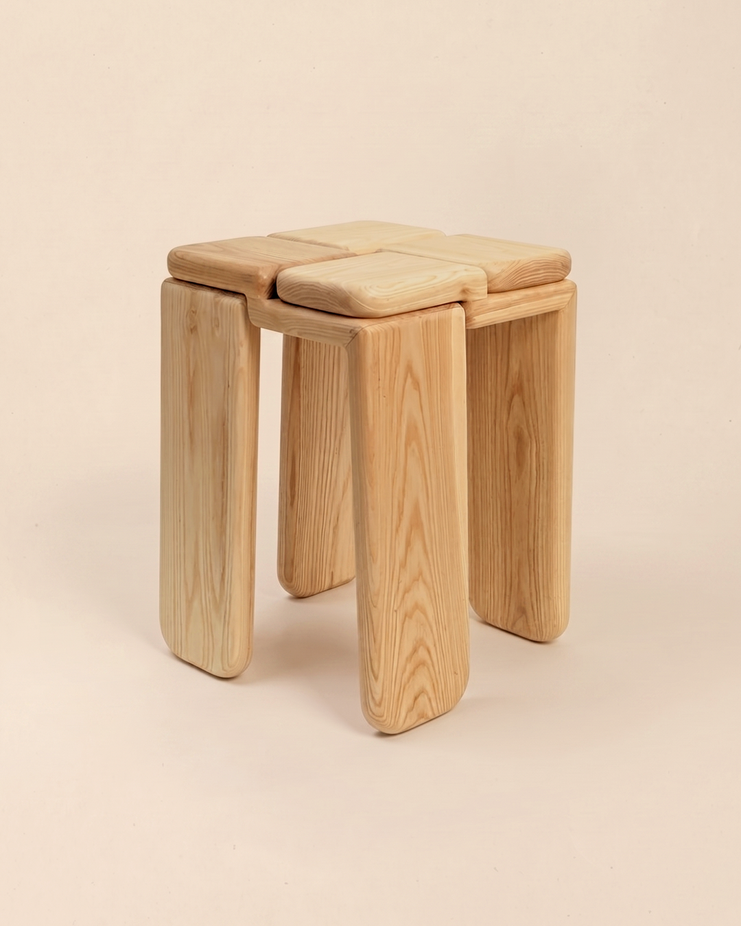 THE KNOT STOOL Natural Ash by Luis Gimeno image 1