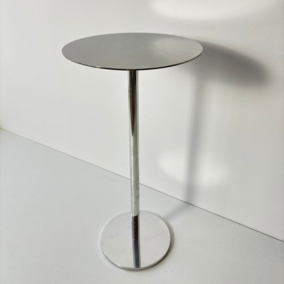 Singular - Side Table image 4