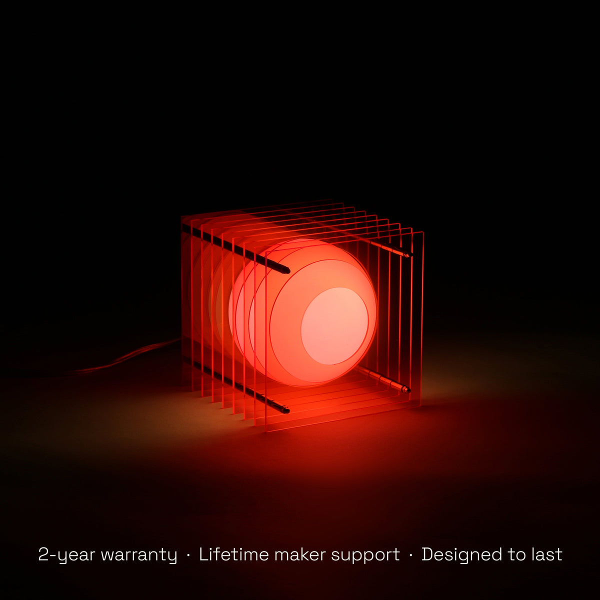 Lớp small square in electric pink acrylic - BằNG, view 4