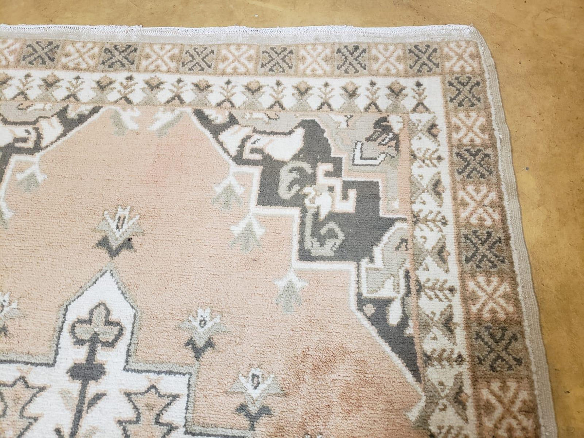 Antique Moroccan Rug 5x7 Tribal Carpet, Hand-Knotted Soft Wool Pile, 5 x 7 Area Rug, Berber Rug, Geometric Open Field Medallion, Pink Ivory - Jewel Rugs, view 7