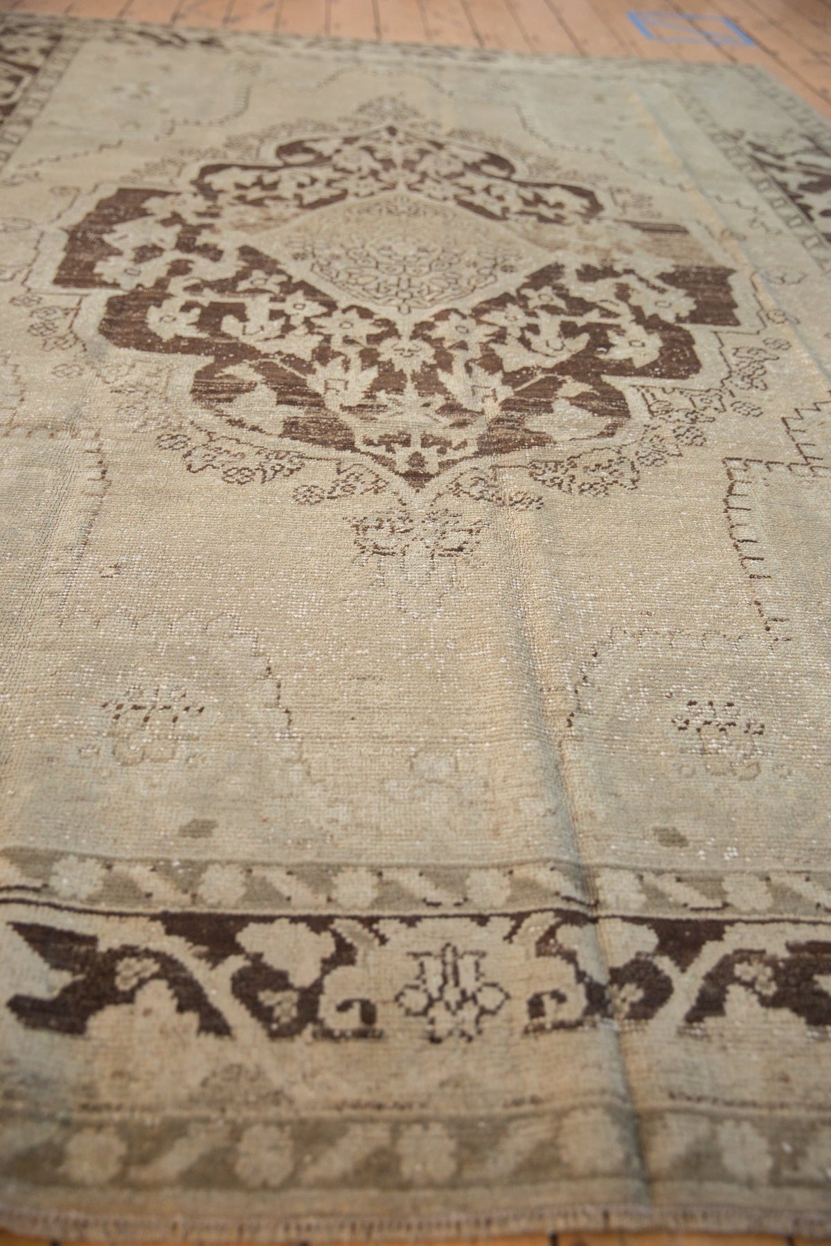 7x10 Vintage Distressed Oushak Carpet