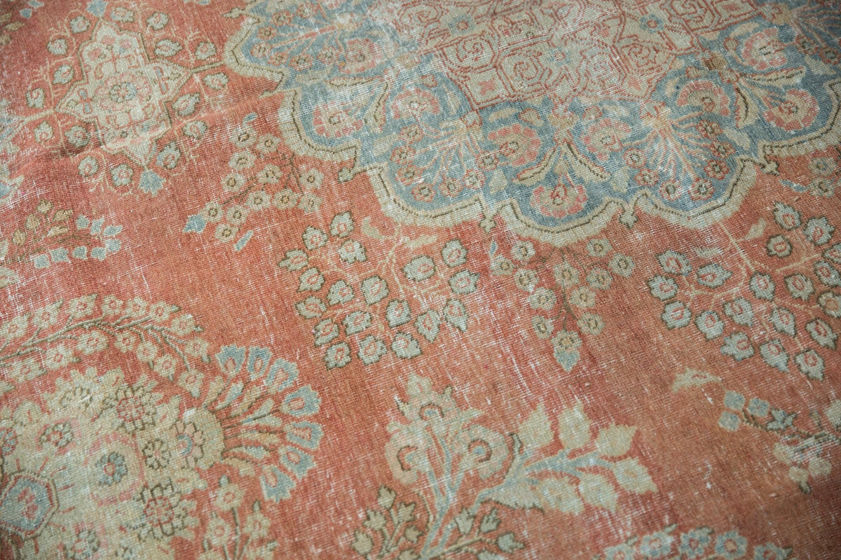 9.5x13.5 Vintage Distressed Mahal Carpet