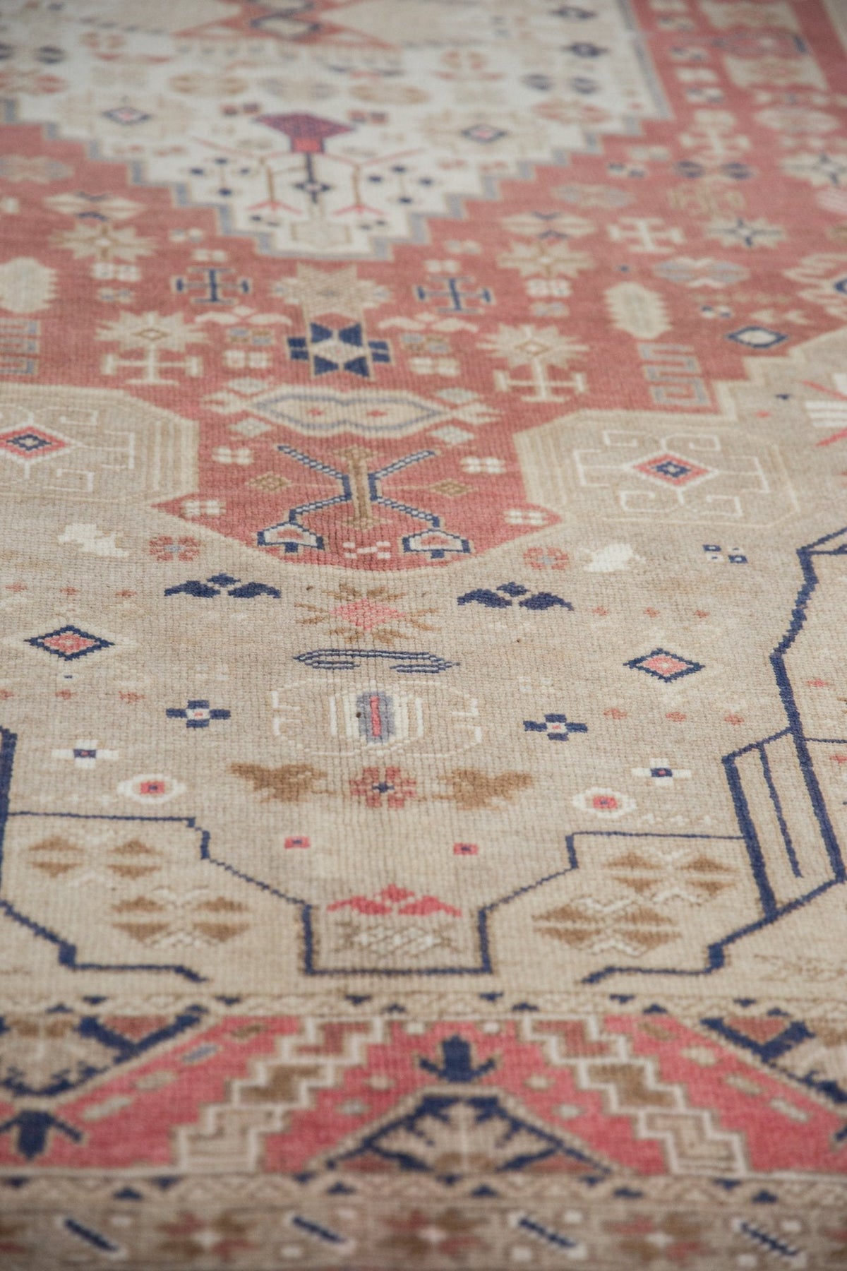 6x9.5 Vintage Distressed Oushak Carpet