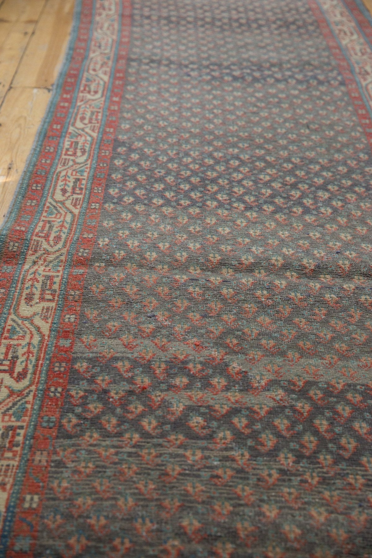3.5x9.5 Vintage Distressed Serbend Rug Runner