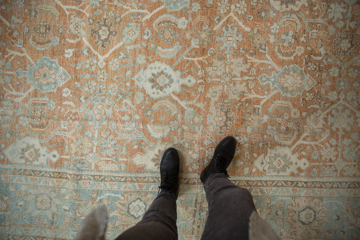9x11.5 Vintage Distressed Mahal Carpet