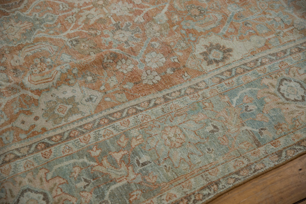 9x11.5 Vintage Distressed Mahal Carpet