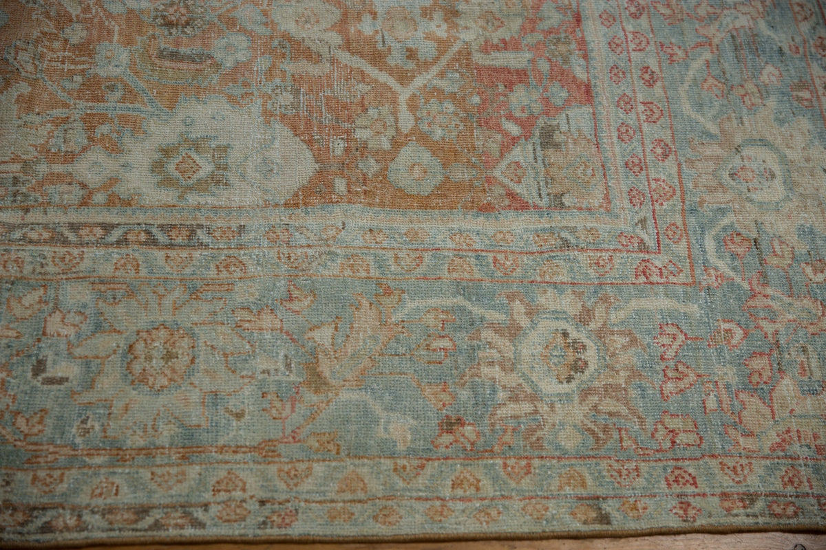 9x11.5 Vintage Distressed Mahal Carpet
