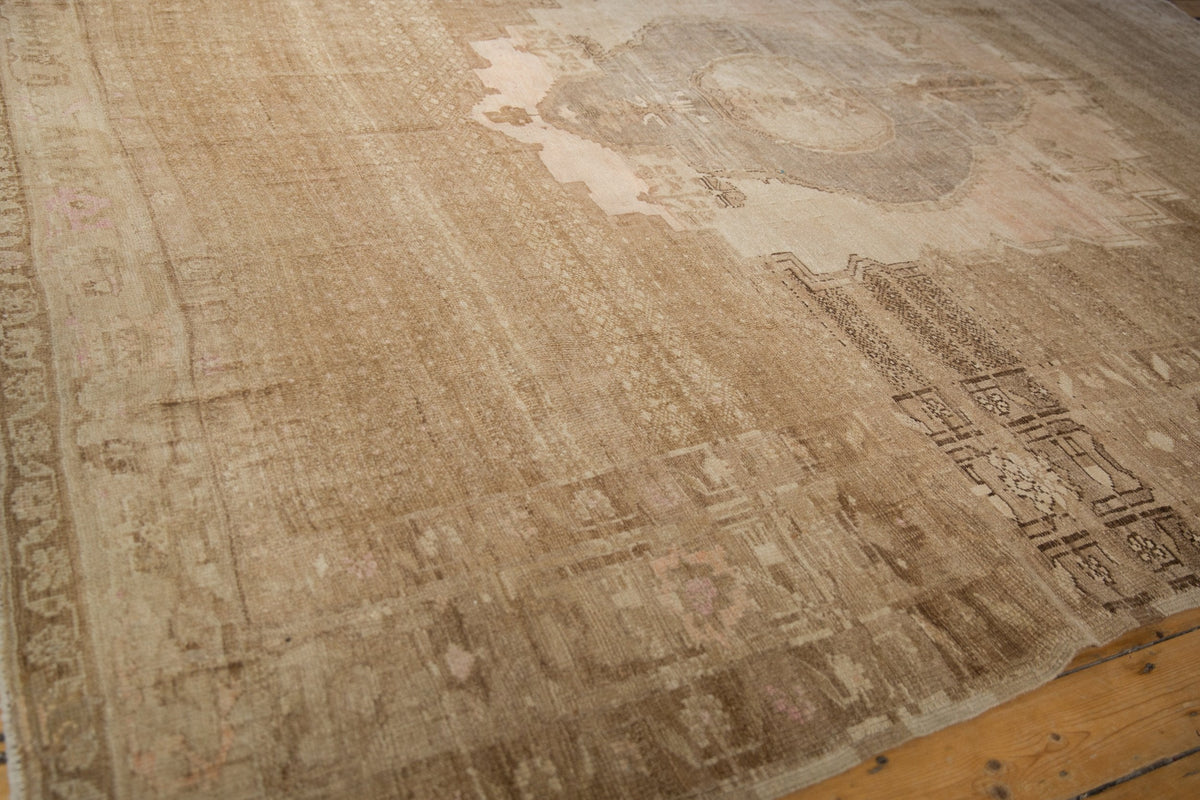 9.5x11 Vintage Distressed Oushak Carpet