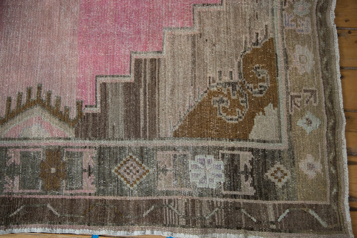 7.5x15.5 Vintage Distressed Kars Carpet Runner