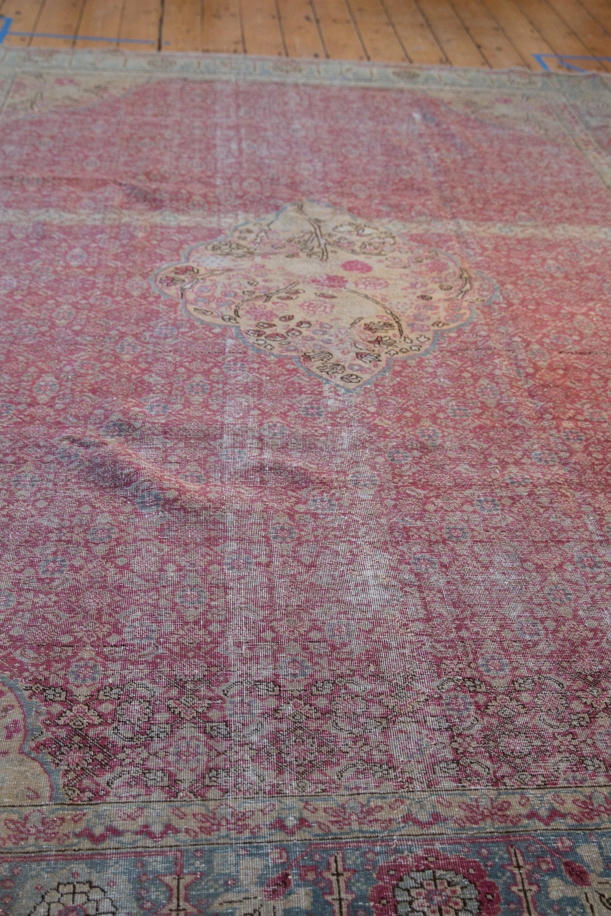 7.5x10.5 Vintage Distressed Kayseri Carpet