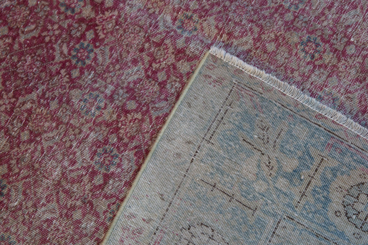 7.5x10.5 Vintage Distressed Kayseri Carpet