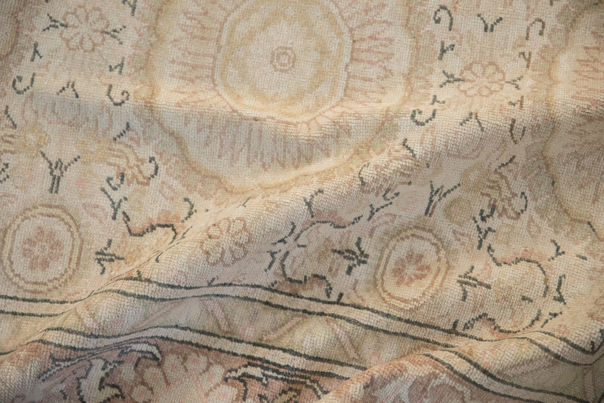 6.5x9.5 Vintage Distressed Kaisary Carpet