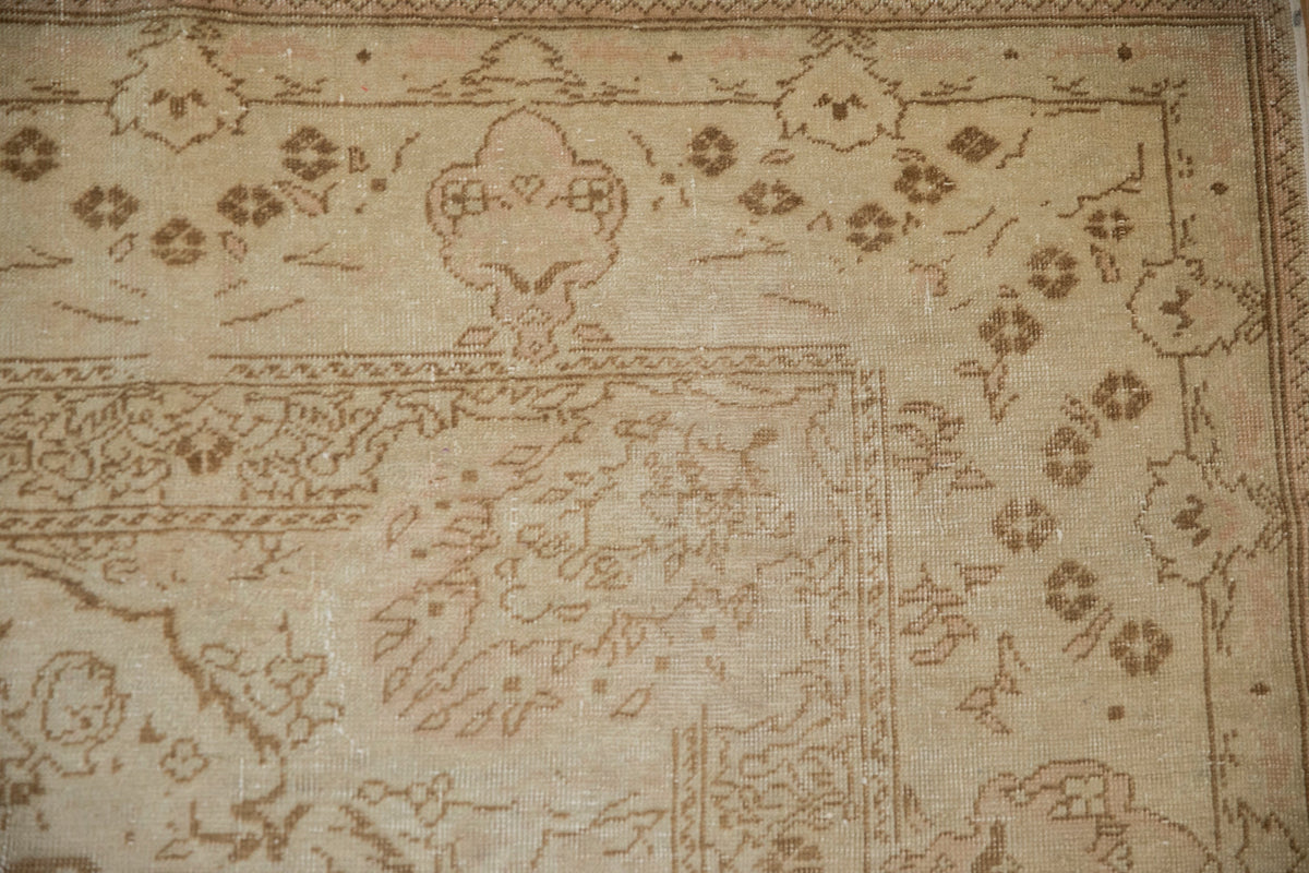 6.5x10 Vintage Distressed Kaisary Carpet