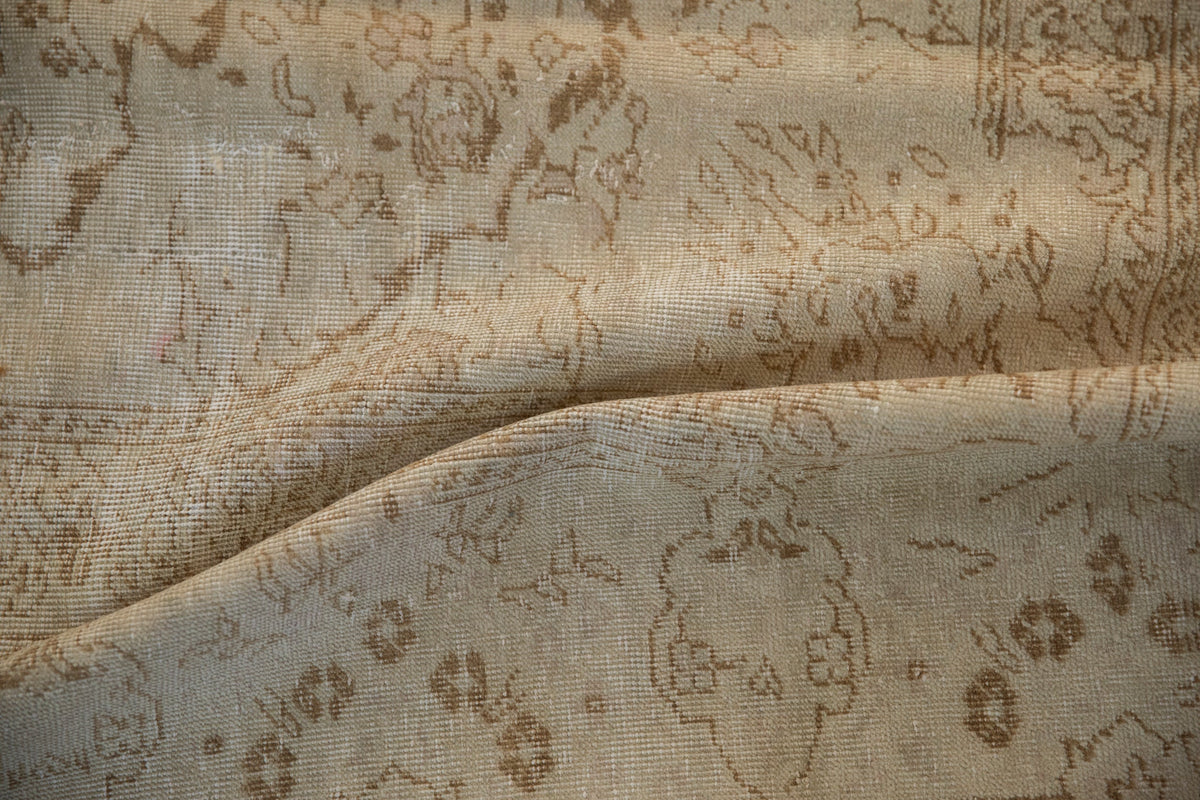 6.5x10 Vintage Distressed Kaisary Carpet