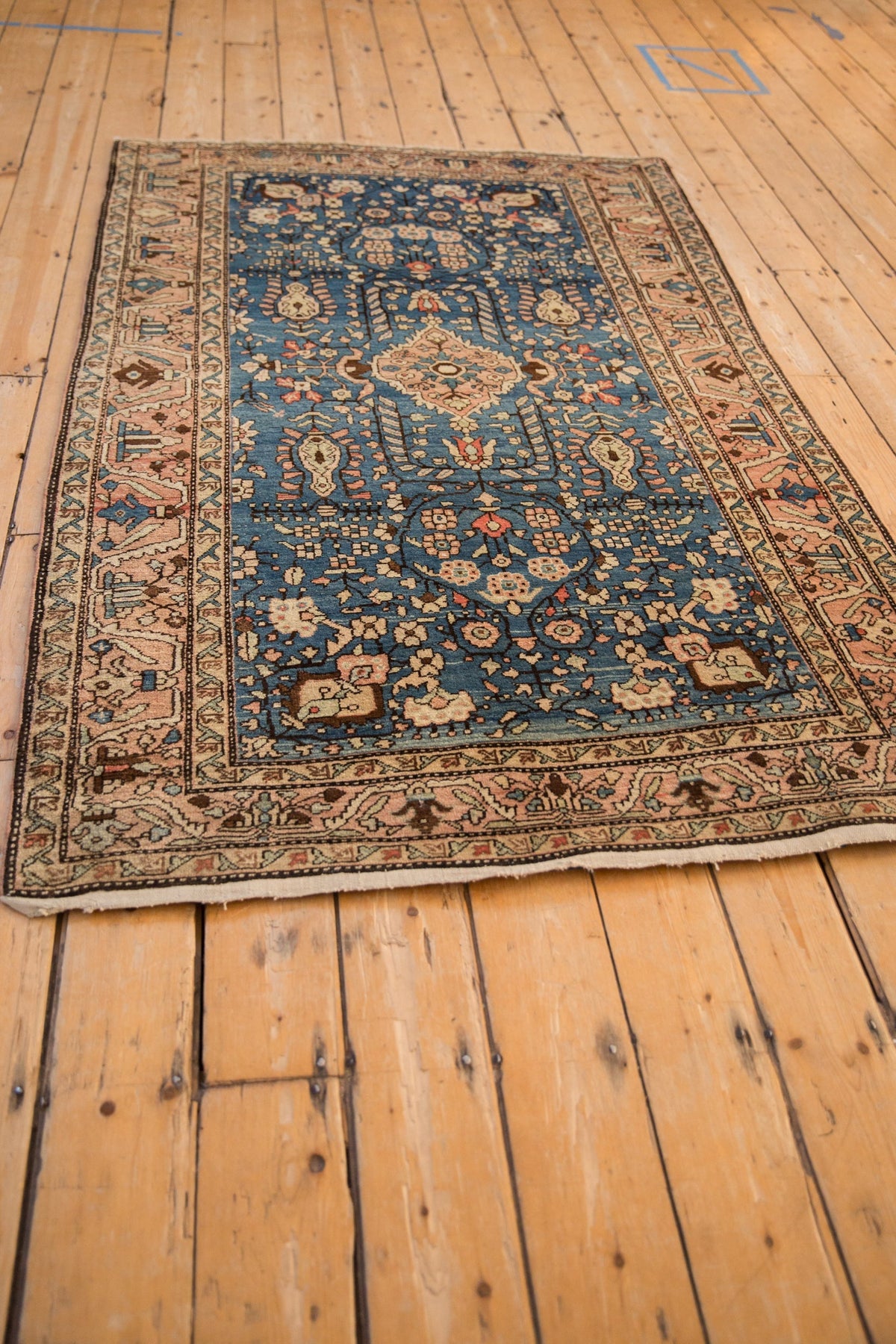 4x6.5 Vintage Arak Rug